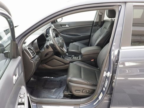 Used 2021 Hyundai Tucson Limited image 6