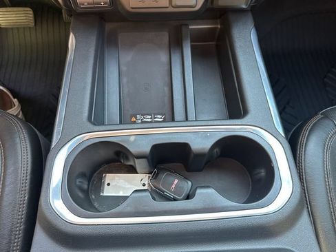 Used 2020 GMC Sierra 1500 AT4 w/ Off-Road Performance Package AWD/4WD image 35