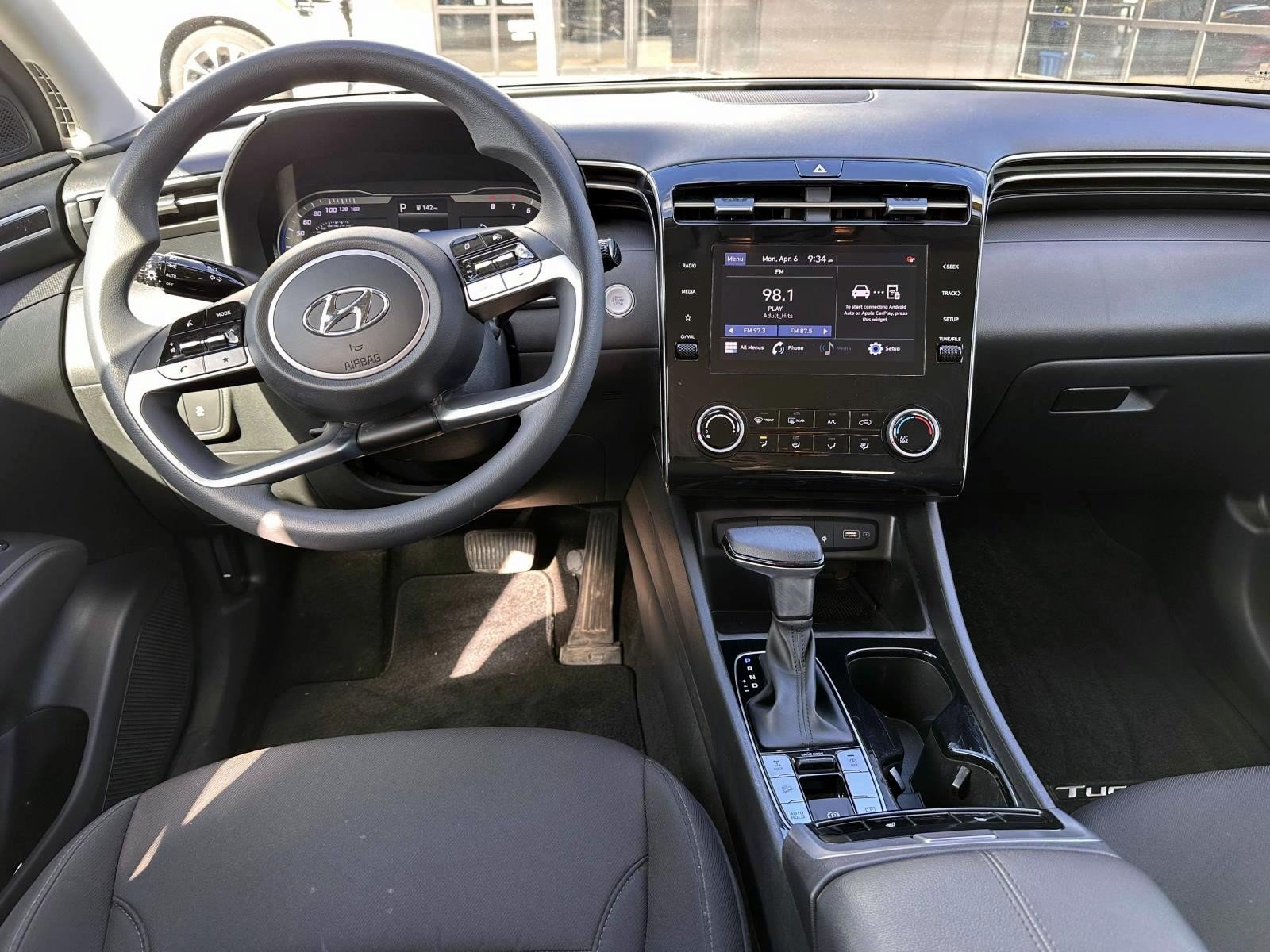 Used 2023 Hyundai Tucson SEL w/ Winter Package AWD/4WD image 15
