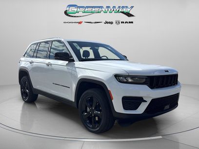 New 2025 Jeep Grand Cherokee Altitude
