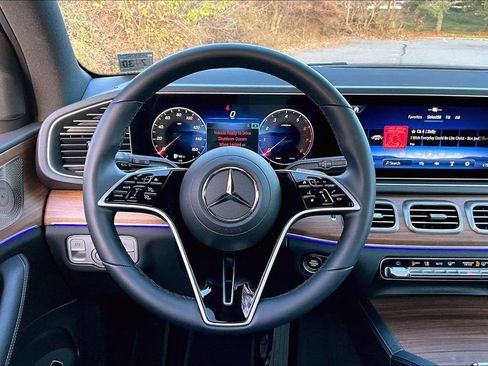 Used 2026 Mercedes-Benz GLE 350 4MATIC image 5