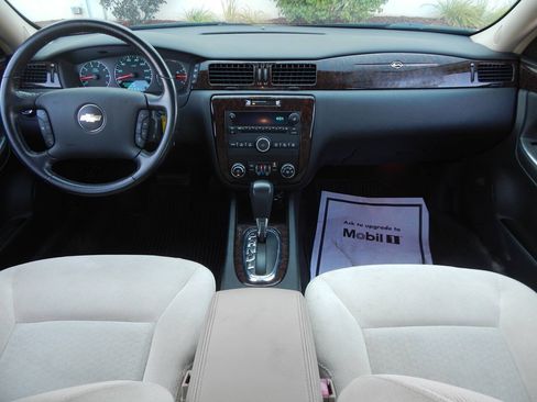Used 2012 Chevrolet Impala LT w/ LT Sunroof Package FWD image 2