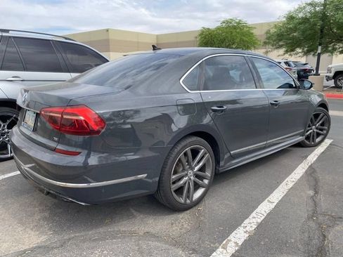 Used 2017 Volkswagen Passat 1.8T R-Line FWD image 3
