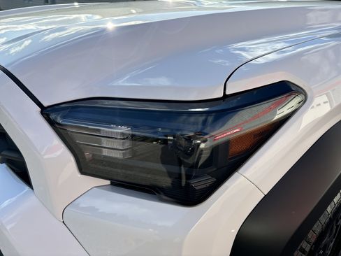 Used 2025 Toyota 4Runner TRD Off-Road Premium image 10