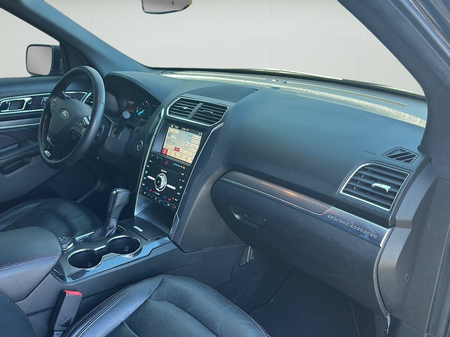 Used 2019 Ford Explorer Sport w/ Equipment Group 401A AWD/4WD image 5