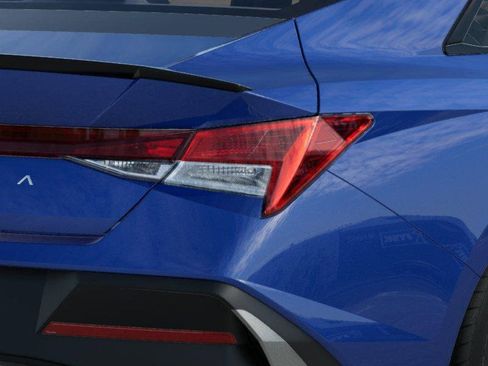 New 2026 Hyundai Elantra SEL Sport Premium FWD image 10