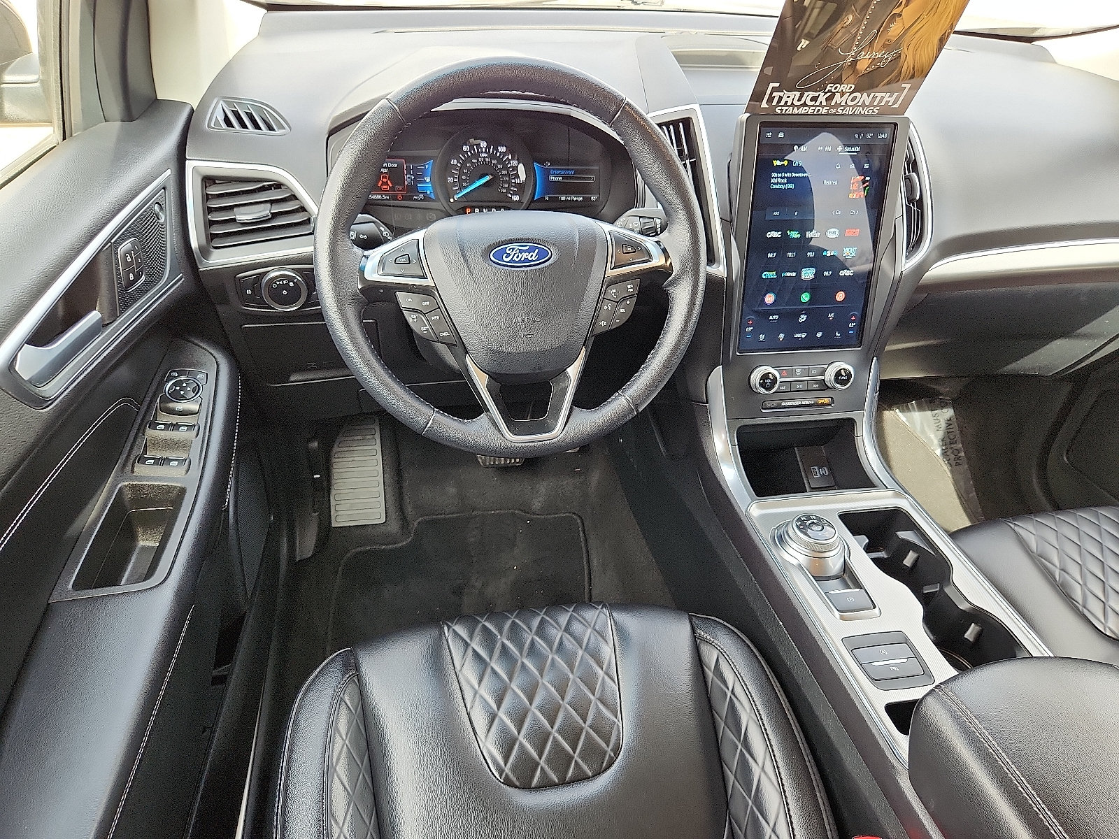 Used 2024 Ford Edge Titanium AWD/4WD image 12