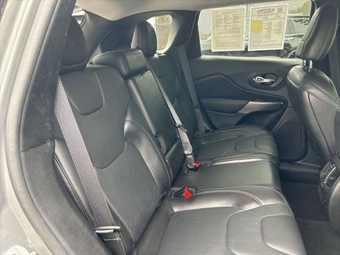 Certified 2020 Jeep Cherokee Limited AWD/4WD image 30
