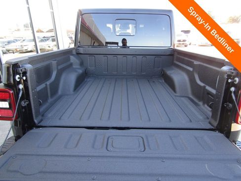 New 2026 Jeep Gladiator Rubicon AWD/4WD image 19