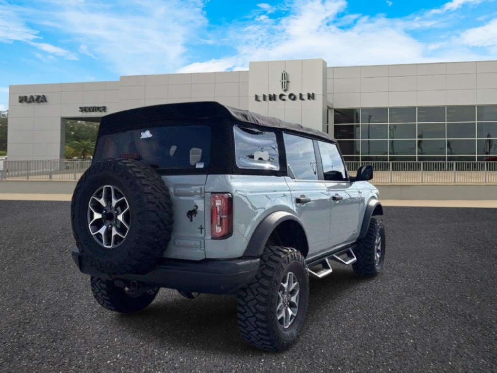 Used 2022 Ford Bronco Badlands AWD/4WD image 5
