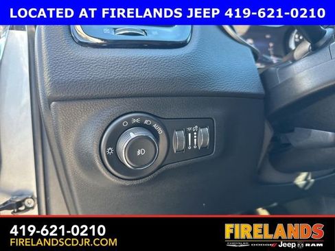 Used 2018 Jeep Compass Limited image 23