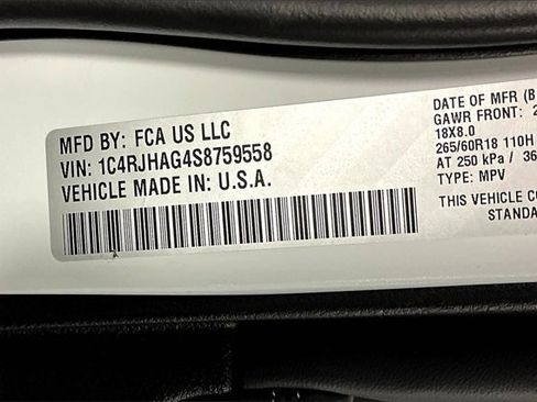 New 2025 Jeep Grand Cherokee Laredo image 9