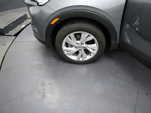 Used 2025 Buick Encore GX Preferred AWD/4WD image 15