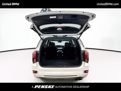 Used 2022 Hyundai Palisade Limited FWD image 21