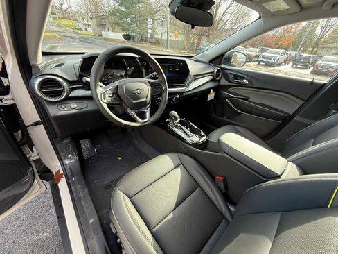 New 2026 Chevrolet Trax ACTIV image 17