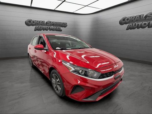 Used 2023 Kia Forte LXS FWD image 7