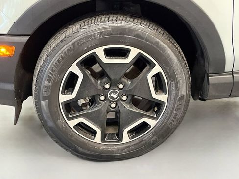 Used 2022 Ford Bronco Sport Outer Banks w/ Tech Package AWD/4WD image 32