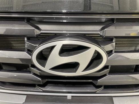 Certified 2025 Hyundai Tucson SE image 33