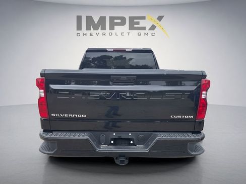 Used 2024 Chevrolet Silverado 1500 Custom AWD/4WD image 3