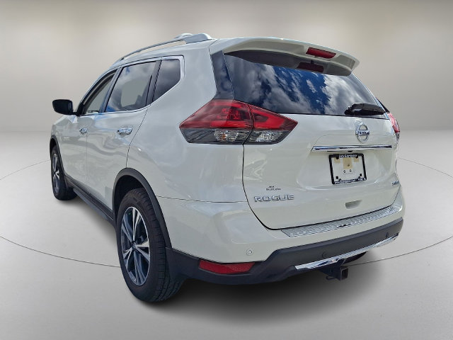 Used 2020 Nissan Rogue SV w/ Premium Package AWD/4WD image 4