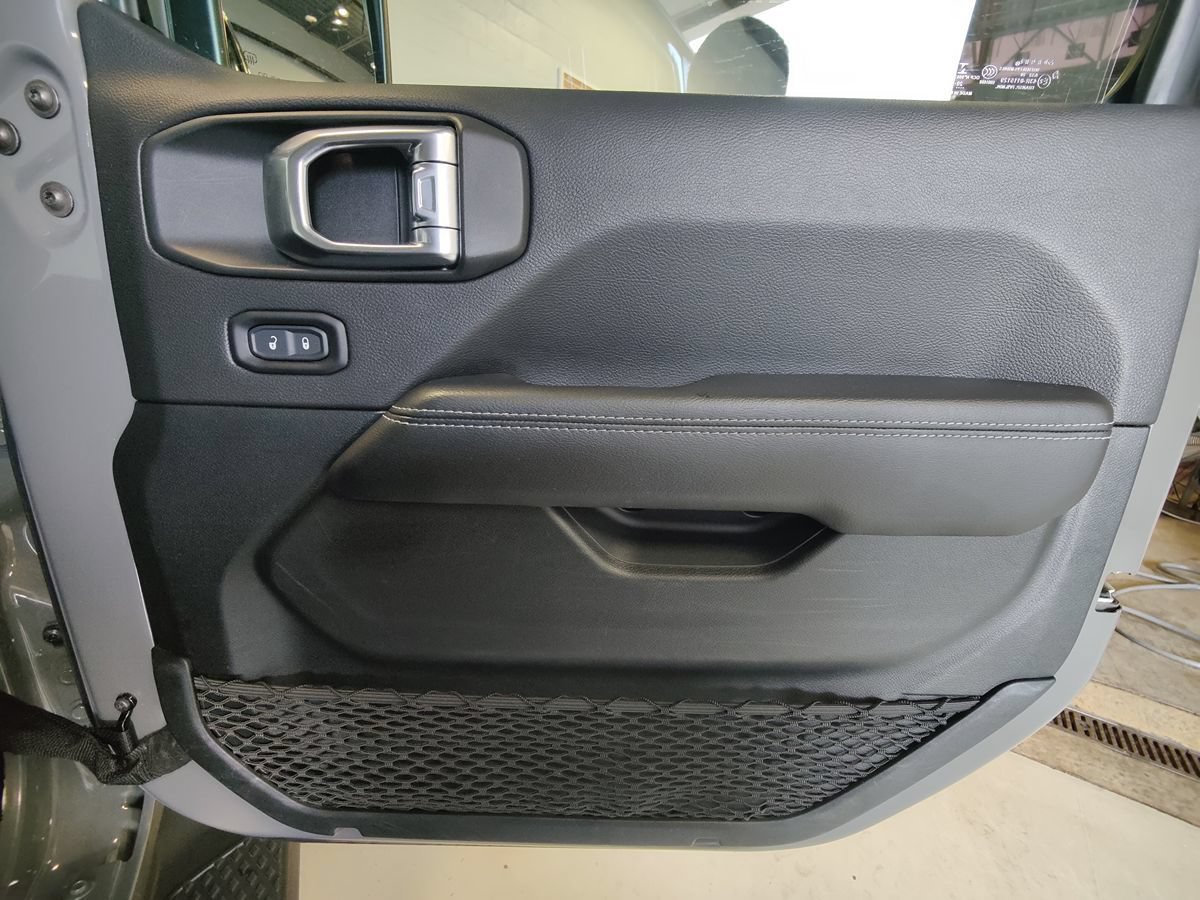 Used 2021 Jeep Gladiator Overland w/ Popular Equipment Package AWD/4WD image 19