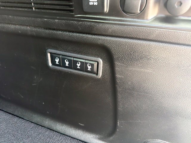 Used 2024 Jeep Wagoneer L Series II RWD image 10