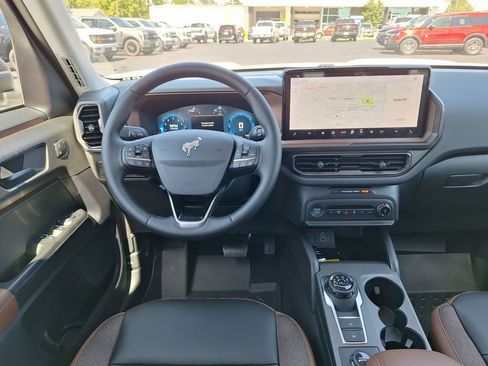 New 2025 Ford Bronco Sport Outer Banks w/ Outer Banks Tech Package+ image 7