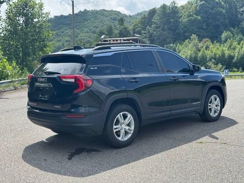 Used 2024 GMC Terrain SLE w/ Driver Convenience Package AWD/4WD image 22
