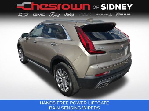 Used 2023 Cadillac XT4 Premium Luxury w/ Cold Weather Package FWD image 7
