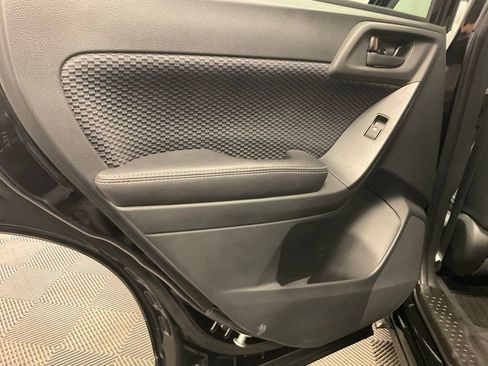 Used 2018 Subaru Forester 2.5i Premium w/ Popular Package #2A AWD/4WD image 25