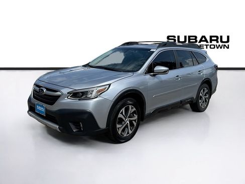 Used 2022 Subaru Outback Limited w/ Popular Package #2 AWD/4WD image 3