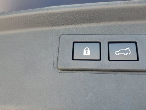 Used 2025 Subaru Outback Premium AWD/4WD image 27