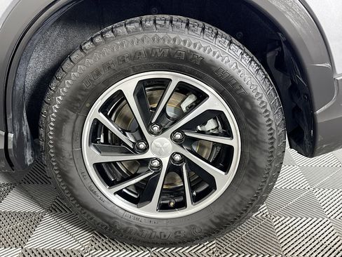 Used 2020 Mitsubishi Eclipse Cross ES image 35