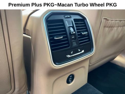 Used 2017 Porsche Macan AWD/4WD image 20