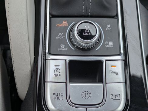 Certified 2023 Kia Telluride SX Prestige AWD/4WD image 29