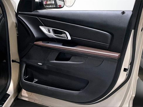 Used 2012 GMC Terrain SLT image 26