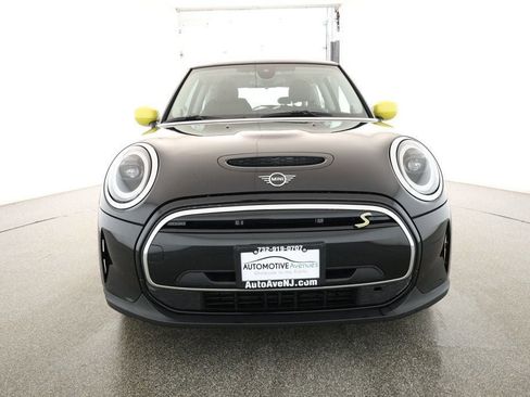 Used 2023 MINI Cooper SE image 2
