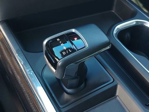 Used 2023 Chevrolet Silverado 1500 RST w/ Z71 Off-Road Package image 17