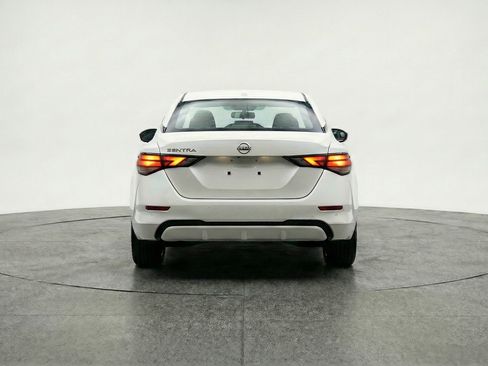 Used 2025 Nissan Sentra SV FWD image 7