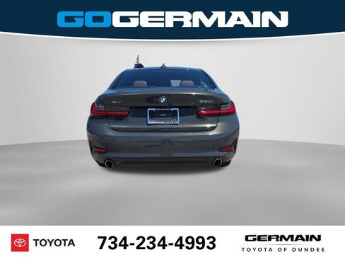 Used 2022 BMW 330i xDrive Sedan w/ Premium Package AWD/4WD image 9