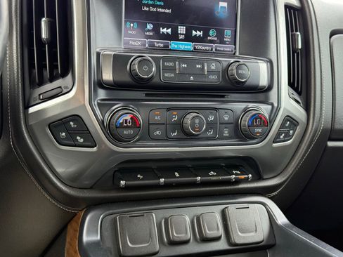 Used 2017 Chevrolet Silverado 1500 LTZ w/ Sport Package AWD/4WD image 20