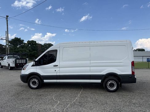 Used 2018 Ford Transit 350 148 Medium Roof RWD image 20