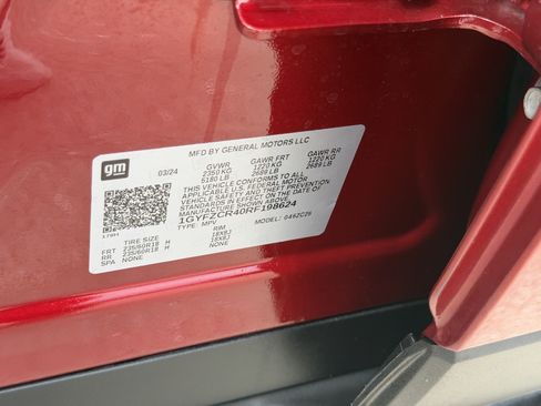 Certified 2024 Cadillac XT4 Premium Luxury FWD image 30