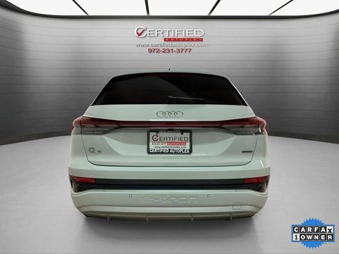 Used 2024 Audi Q4 e-tron Premium Plus image 9
