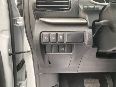 New 2026 Mitsubishi Eclipse Cross SE image 14