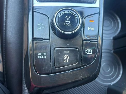 Used 2023 Kia Sportage EX AWD/4WD image 16