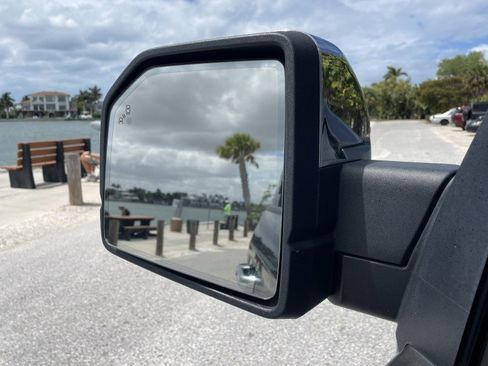 Used 2018 Ford F150 Lariat image 15