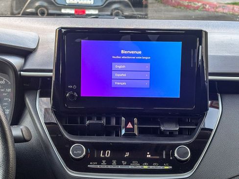 Certified 2025 Toyota Corolla LE image 17