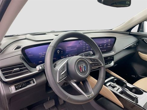 Used 2025 Buick Envision Preferred image 12