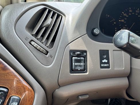 Used 1999 Lexus RX 300 image 26